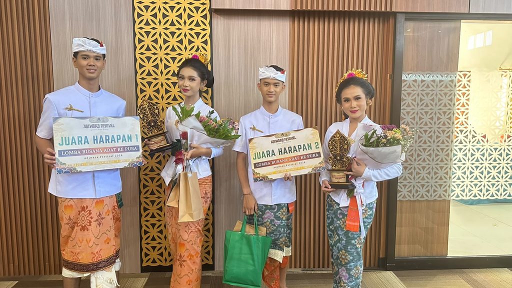 Siswa SMAN 11 Denpasar Raih Juara Harapan 1 dan 2 Lomba Busana Adat ke Pura pada ADIWARA FESTIVAL 2026